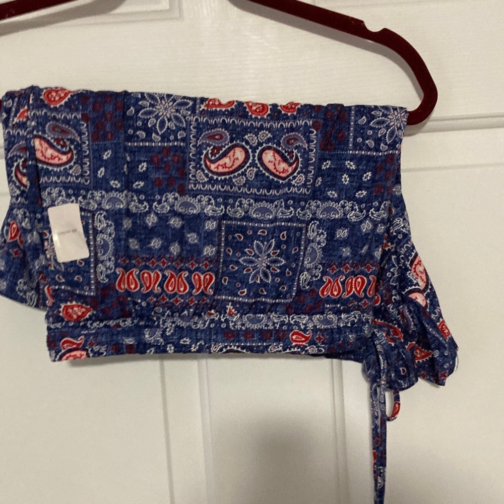 Blue and Red Paisley Bandana print 2 piece pajama sets - Picture 6 of 9